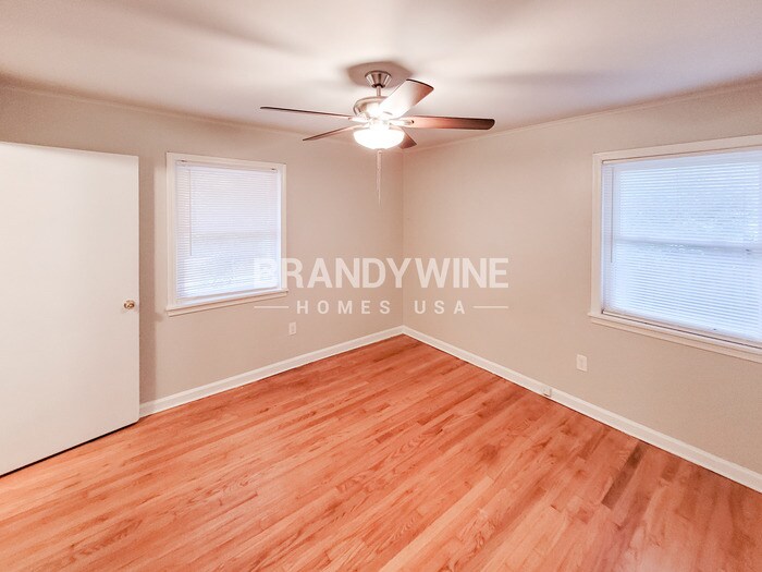 Building Photo - 3035 Christine Rd