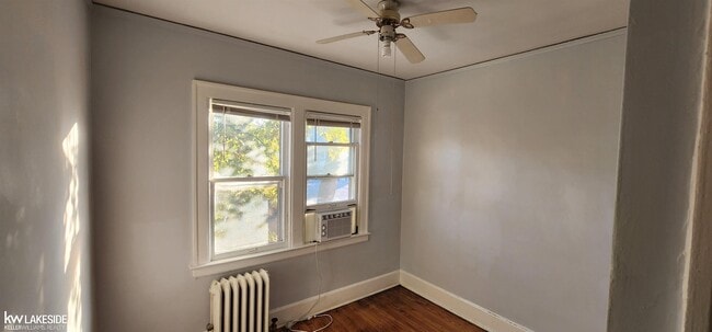 Building Photo - 914 Beaconsfield Ave