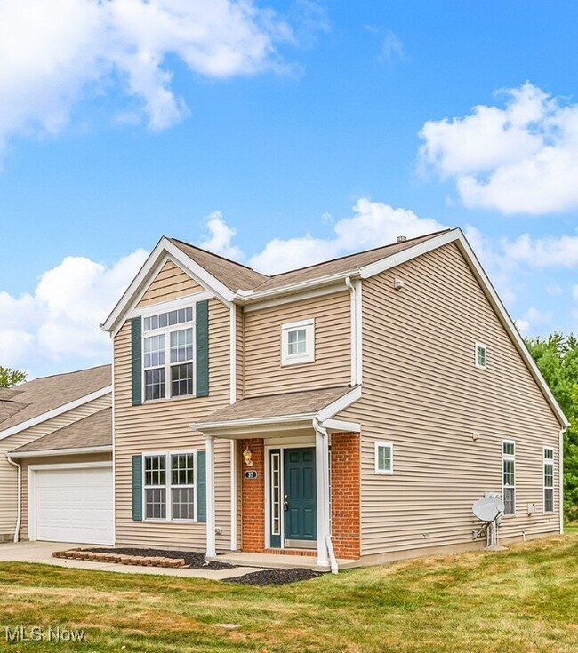 Primary Photo - 37 Eastpointe Dr