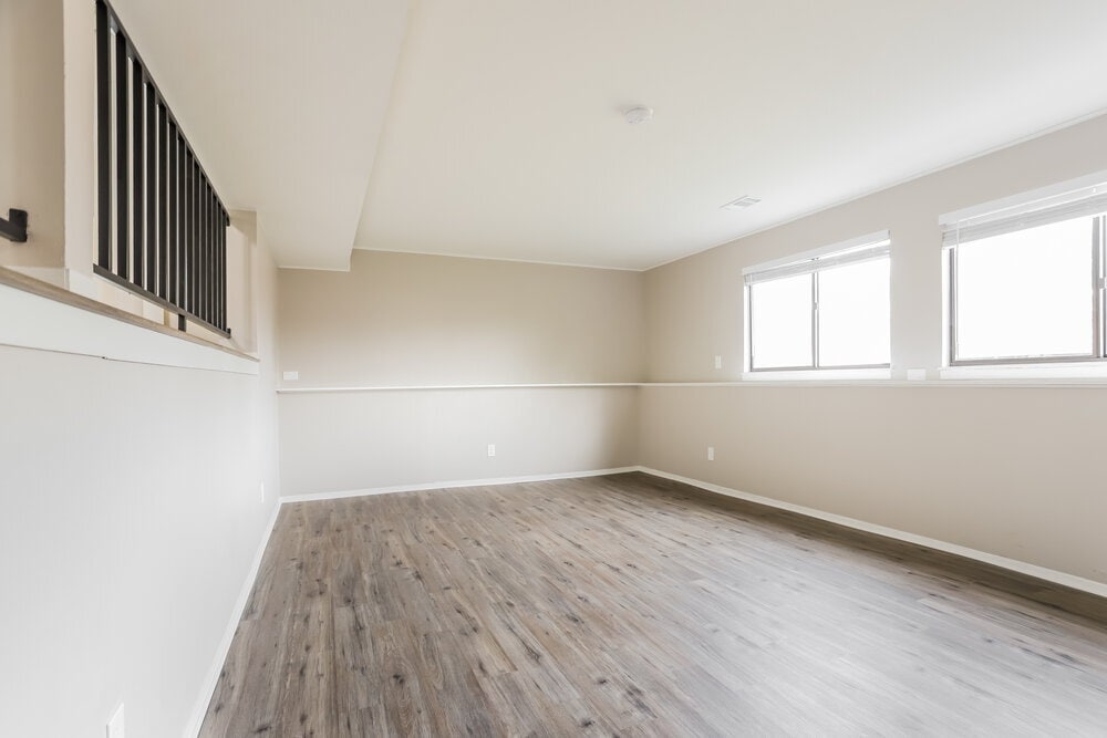 Building Photo - 17497 E Grand Dr