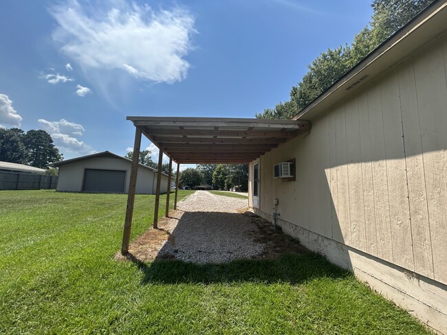 Building Photo - 1663 Treasure Isle Rd