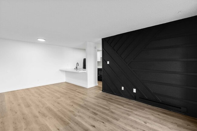 Building Photo - The Cypress | Elevated 2 Bedroom