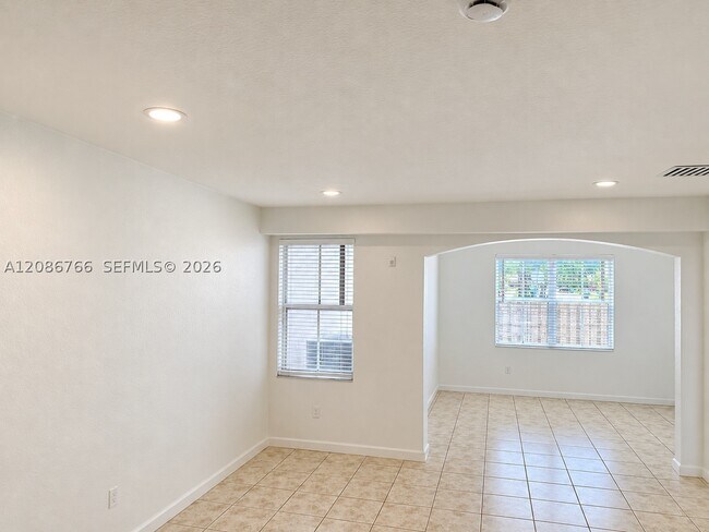 Building Photo - 11034 NW 86th Terrace