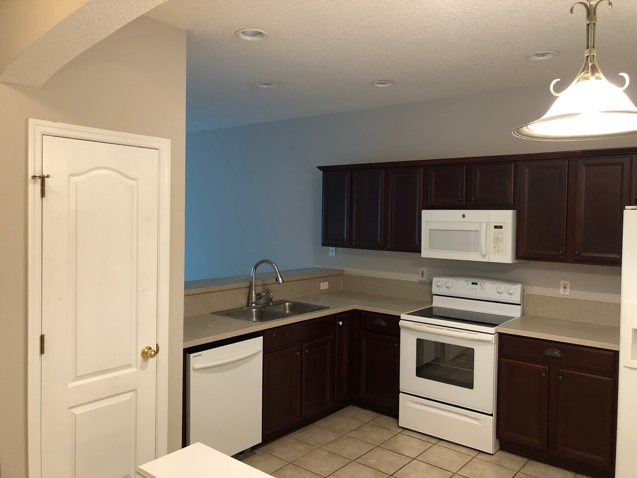 Building Photo - 1819 Biscayne Bay Cir