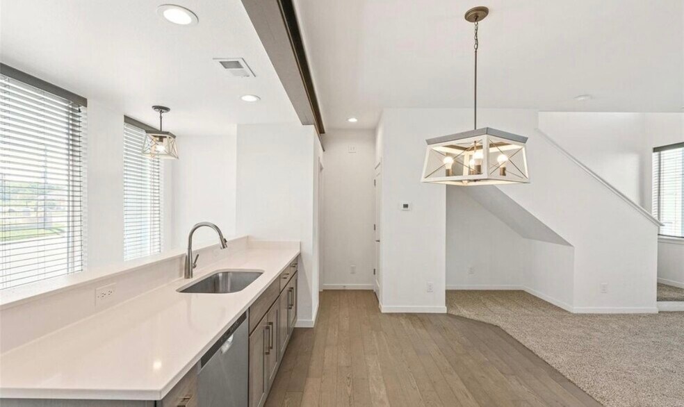 Building Photo - 8711 E Hampden Ave