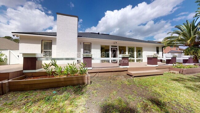 Building Photo - 9035 Hampton Landing Dr E