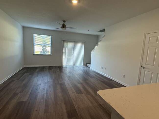 Building Photo - 159 Beach Palm Ct