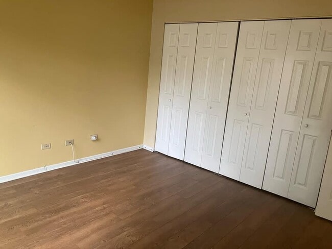 Building Photo - 677 Brittany Way