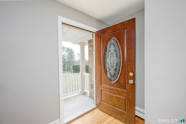 Building Photo - 109 Kings Hwy