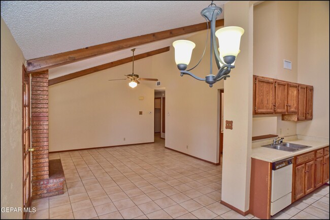 Building Photo - 11645 Gordon Cooper Ln