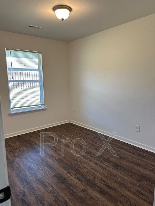 Building Photo - 405 Alex Jordan Dr