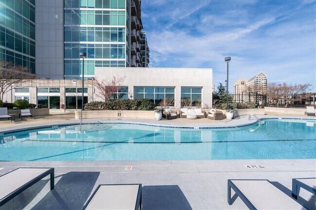 Building Photo - 250 Pharr Rd NE