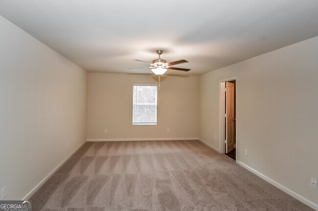 Building Photo - 224 Augusta Woods Dr