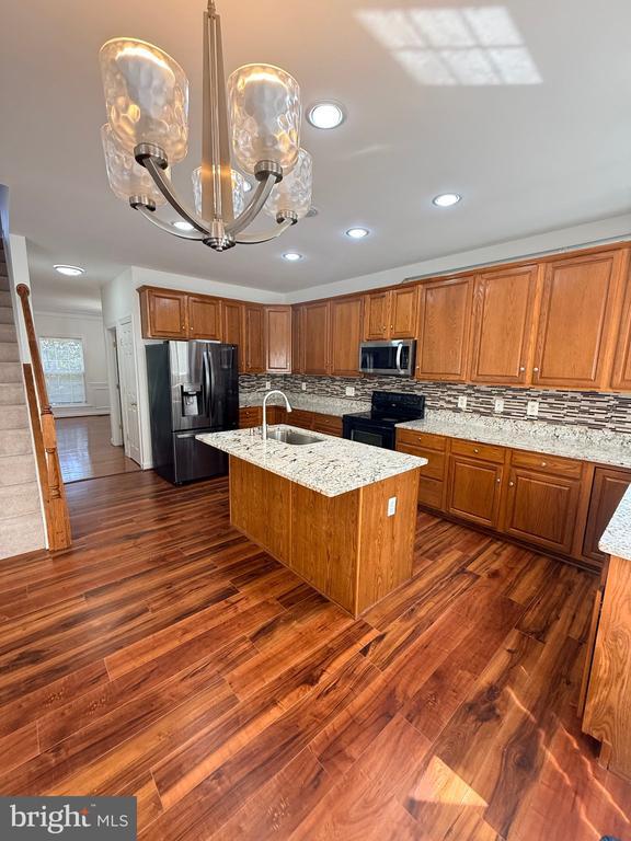 Building Photo - 8140 Gilroy Dr