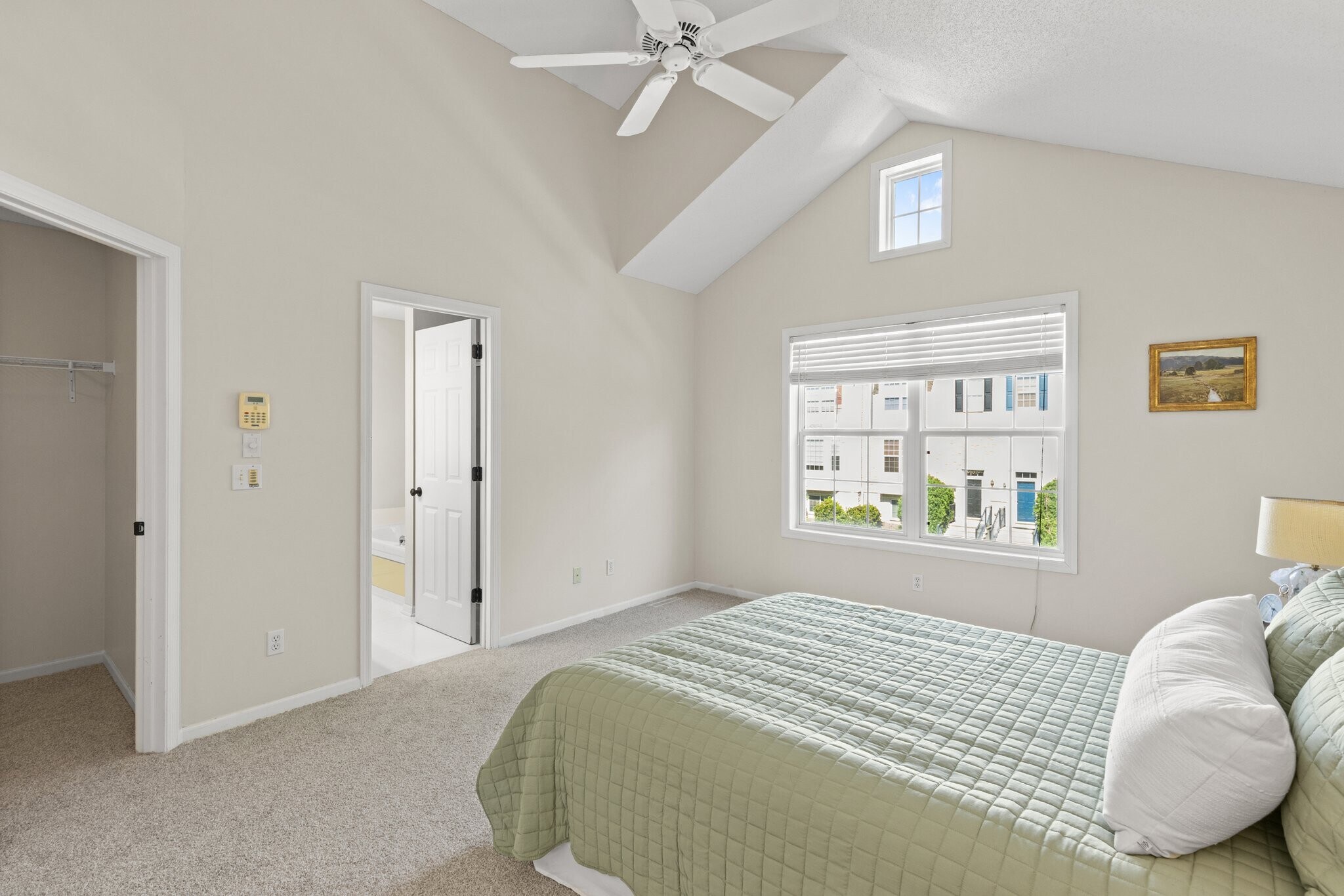 Building Photo - 15734 Porchlight Ln