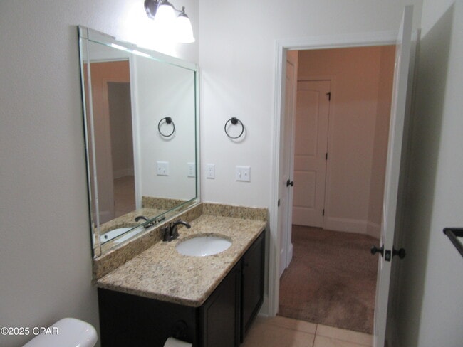 Building Photo - 114 Lake Merial Shores Dr