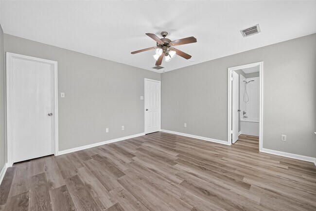 Building Photo - 22851 Twisting Pine Dr