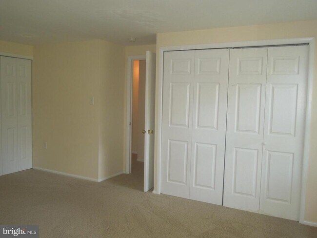 Building Photo - 1709 Granite Ct