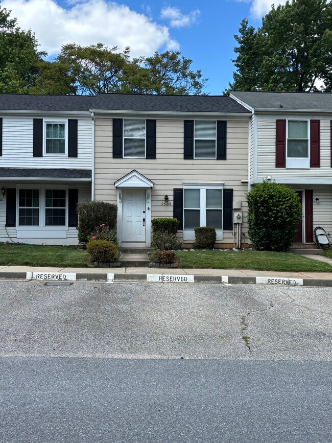 Primary Photo - 9504 Quarry Bridge Ct