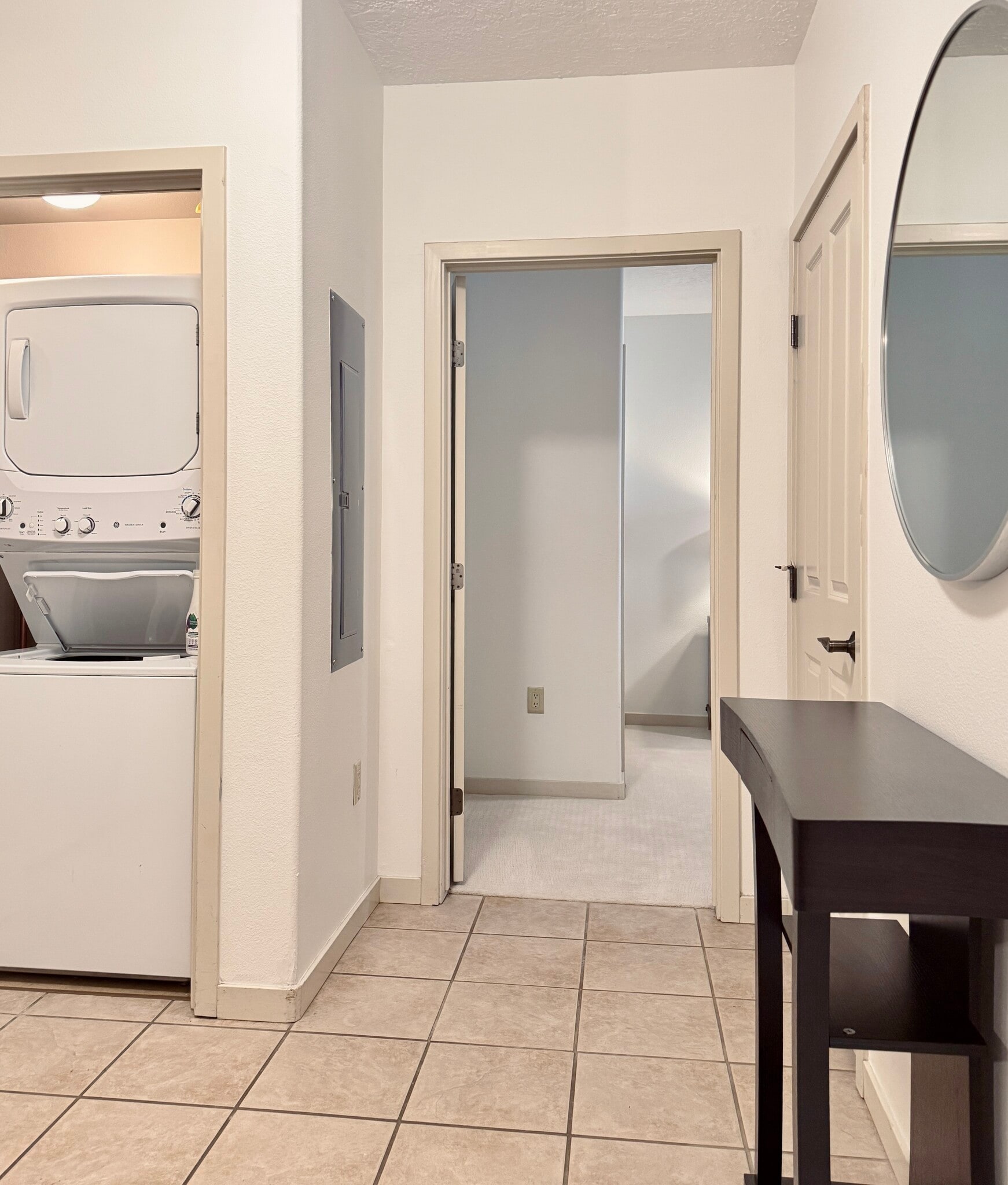 Building Photo - 1325 S Hwy 89