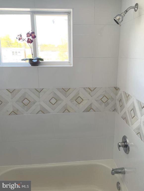 Building Photo - 104 Clement Rd