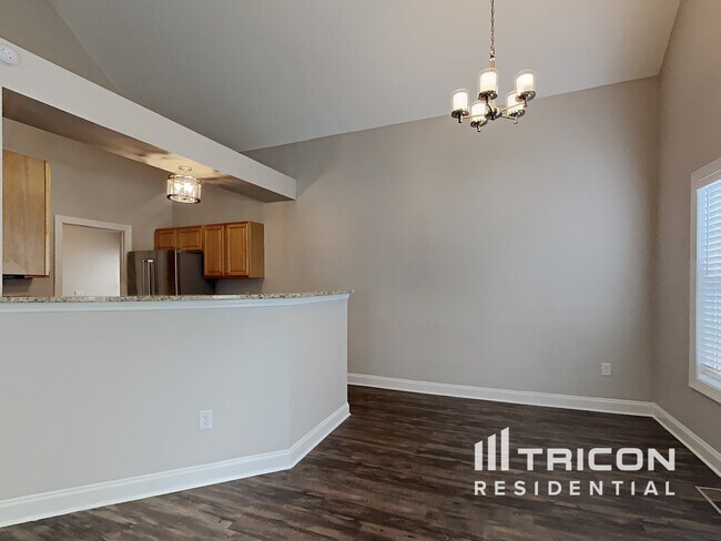 Building Photo - 953 Loch Lomond Cir