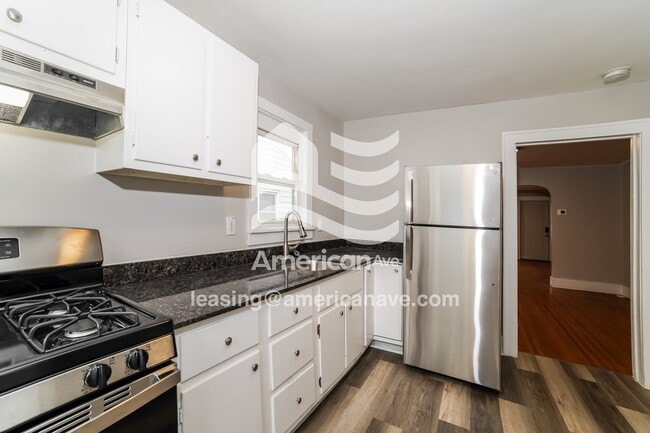 Building Photo - 504 E Forrest Hill Ave