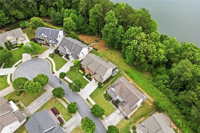 Building Photo - 208 Setters Ridge
