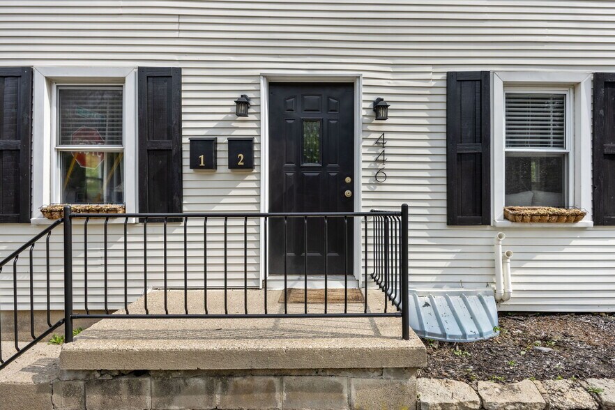 Building Photo - 446 Ohio Ave