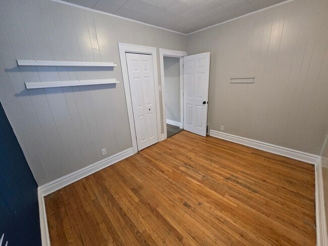 Building Photo - 185 Pick Ave