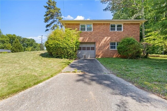 Building Photo - 3269 Pamlico Dr SW