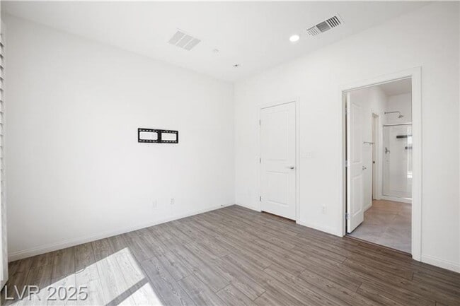 Building Photo - Single Story 3 bedroom, 2 bath home in the...