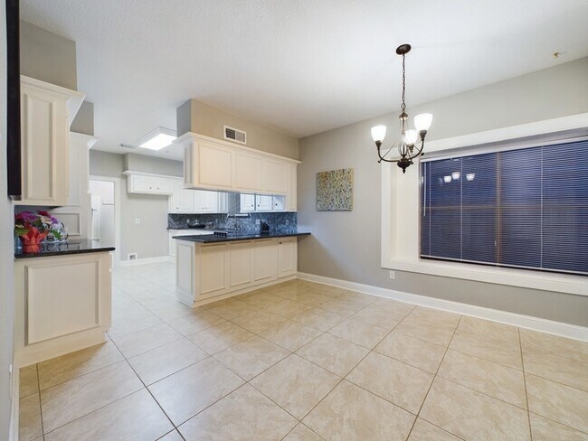 Building Photo - 11614 Taos Ln