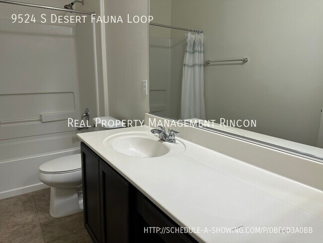 Building Photo - Fantastic Find in Vail Mountain Estates!!!!!