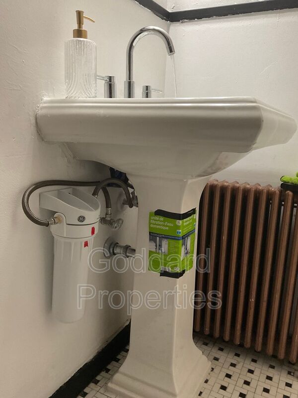 Building Photo - 4320 Sheldon Ave