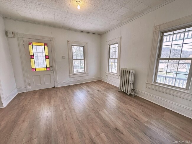 Building Photo - 146 NY-284