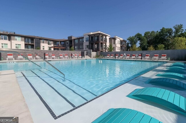 Building Photo - 305 Collins Industrial Way