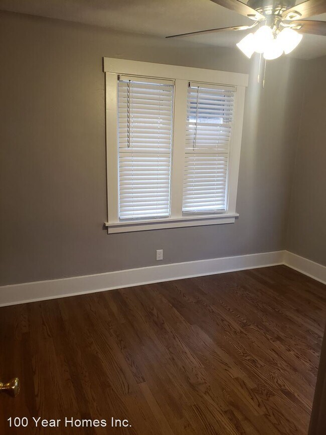 Building Photo - 4 br, 2 bath House - 5233 S. 49th Street