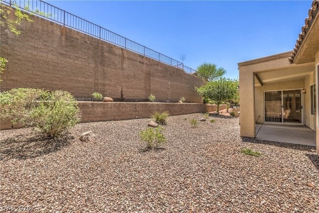 Building Photo - 1652 Rockcrest Hills Ave