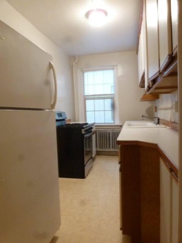 Building Photo - 440 N Park Ave