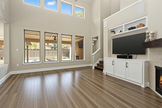 Building Photo - 13918 Oakdale Gln Trce