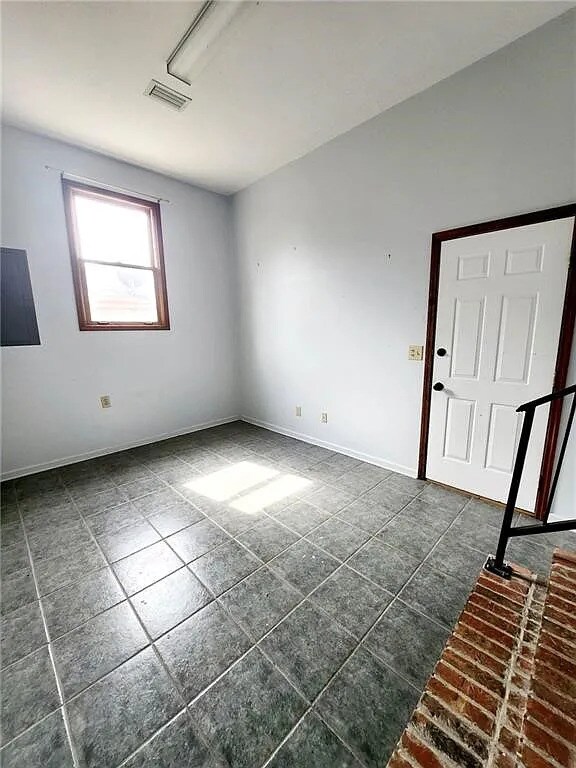 Building Photo - 3808 Overlook Dr