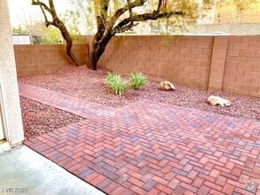 Building Photo - 212 Horizon Peak Dr