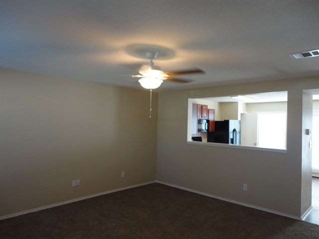 Building Photo - 115 Karrie Dr