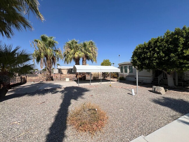 Building Photo - SHORT TERM FOOTHILLS RETREAT!