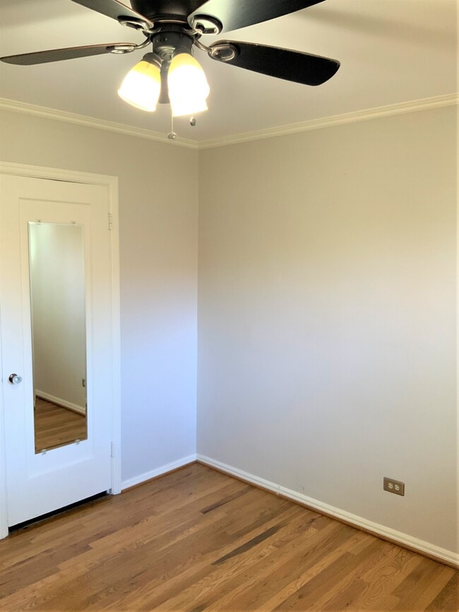 Building Photo - 525 Jackson St