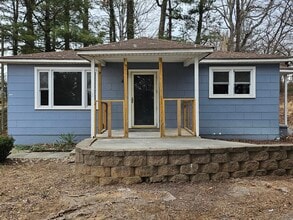 Building Photo - 46 Maxwell Dr