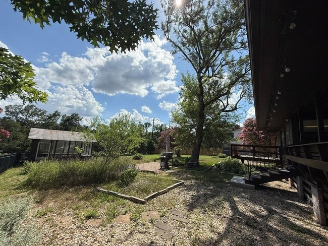 Building Photo - 209 W Mimosa Cir