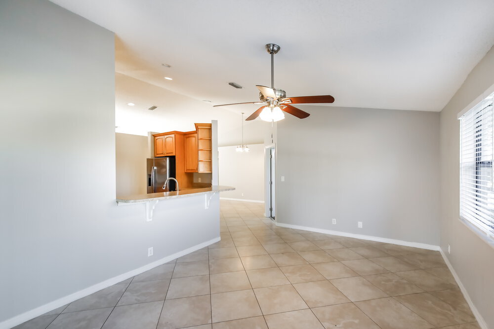 Building Photo - 487 SW 169th Terrace