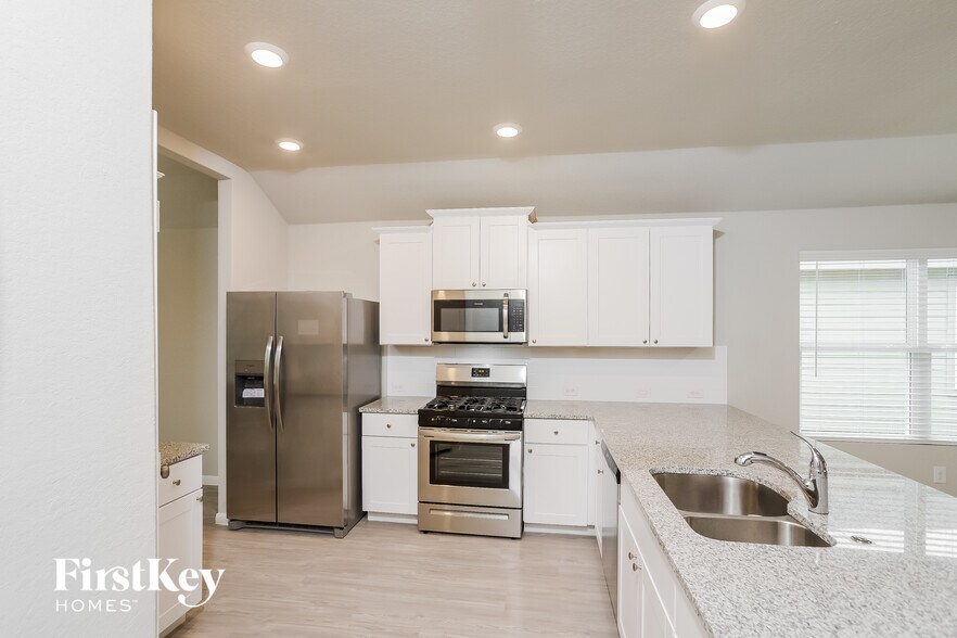 Building Photo - 1807 Morse Way